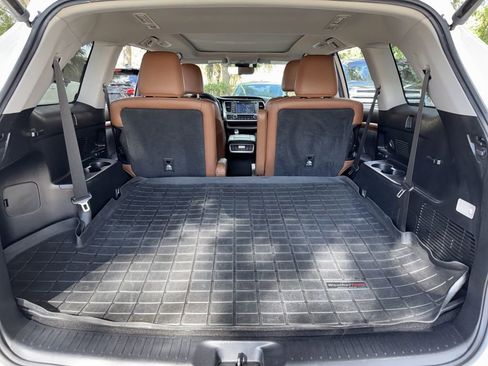 Used 2017 Toyota Highlander Limited Platinum image 25