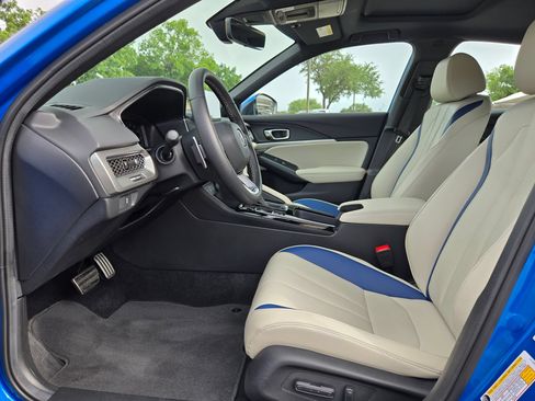 Certified 2026 Acura Integra A-Spec FWD image 10