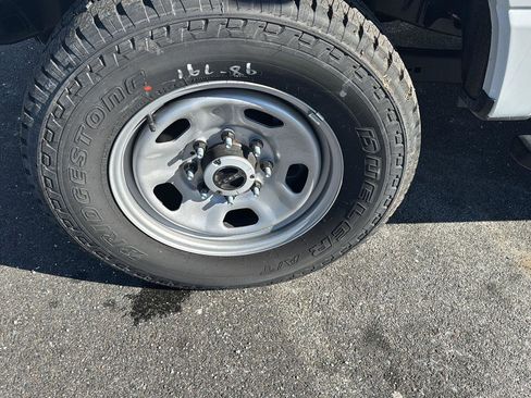 New 2025 Ford F350 XL w/ XL Chrome Package image 4