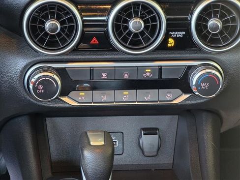 Used 2023 Nissan Sentra S image 16