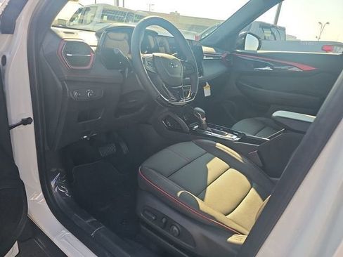 New 2026 Chevrolet TrailBlazer RS w/ Convenience Package FWD image 11