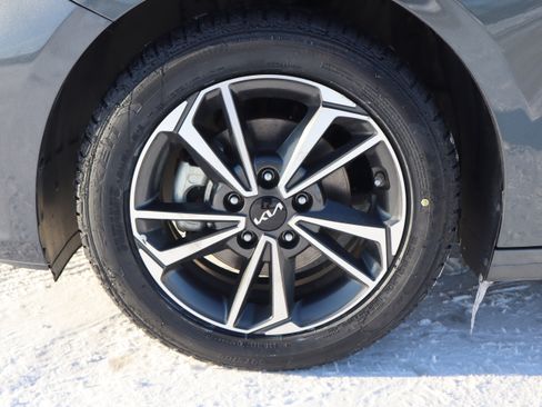 Used 2023 Kia Forte LXS image 24