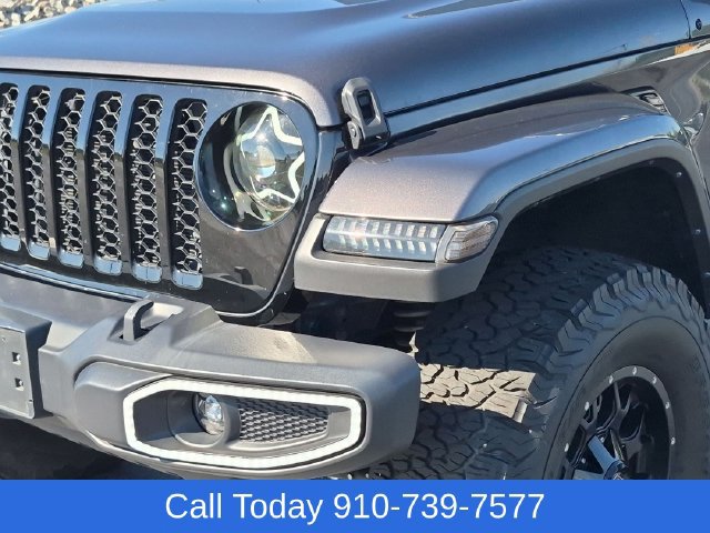 Used 2022 Jeep Gladiator Sport AWD/4WD image 9