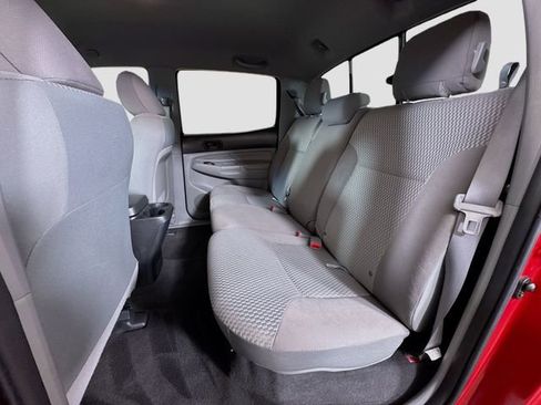 Used 2015 Toyota Tacoma 4x4 Double Cab w/ SR5 Package image 26