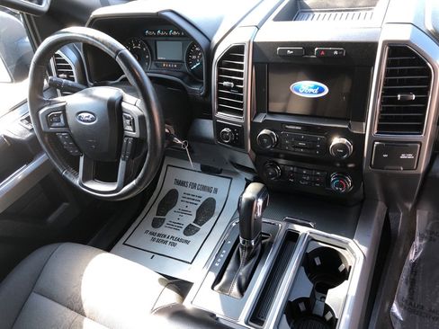 Used 2020 Ford F150 XLT w/ Equipment Group 302A Luxury AWD/4WD image 26