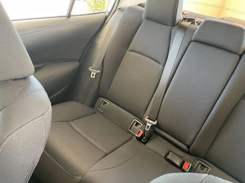 Used 2025 Toyota Corolla LE image 37