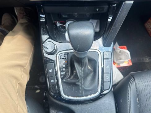 Certified 2024 Kia Seltos EX AWD/4WD image 16