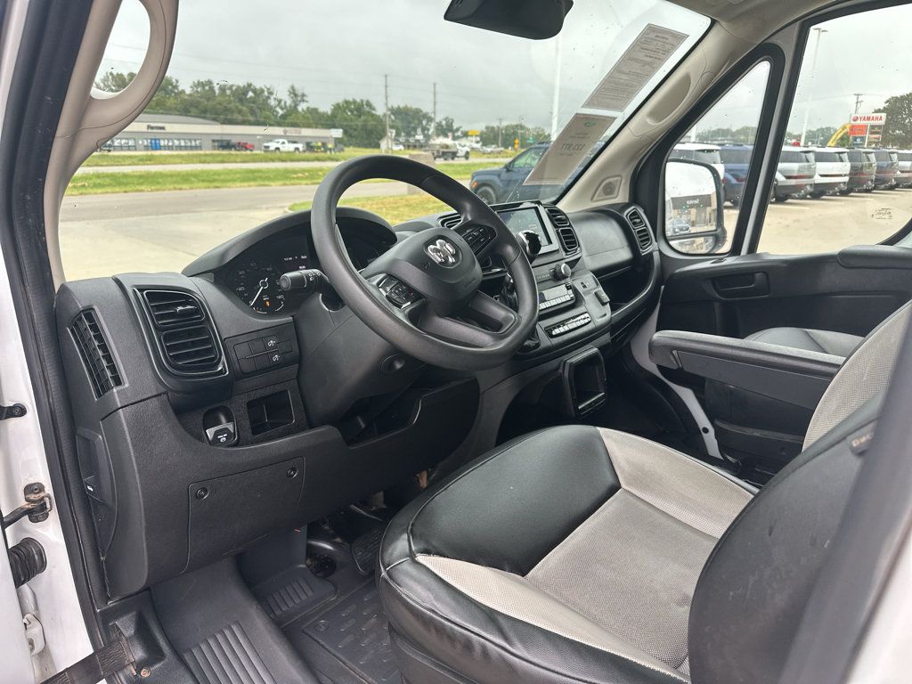 Used 2023 RAM ProMaster 2500 FWD image 2