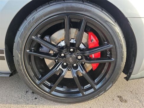 Used 2021 Ford Mustang Shelby GT500 w/ Technology Package image 10