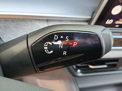 New 2026 Volkswagen Tiguan S AWD/4WD image 18
