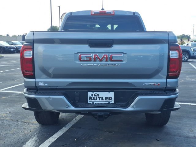 Used 2025 GMC Canyon AT4 AWD/4WD image 21