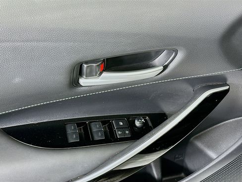 Used 2023 Toyota Corolla XSE image 15