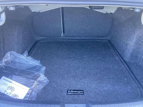 New 2026 Volkswagen Jetta SE image 12