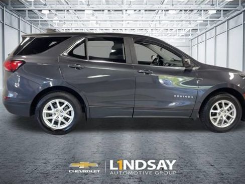 Used 2022 Chevrolet Equinox LT AWD/4WD image 2