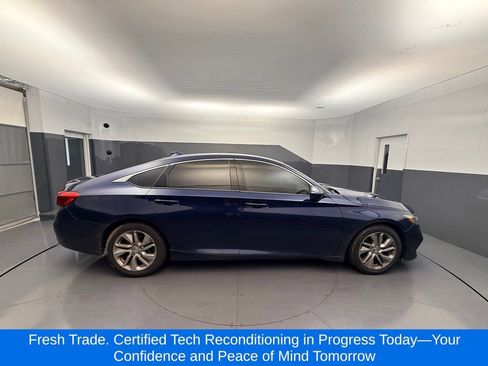 Used 2020 Honda Accord LX image 5