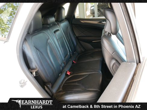 Used 2015 Lincoln MKC AWD image 3