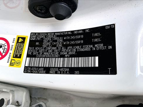 Used 2019 Toyota Highlander Limited FWD image 37