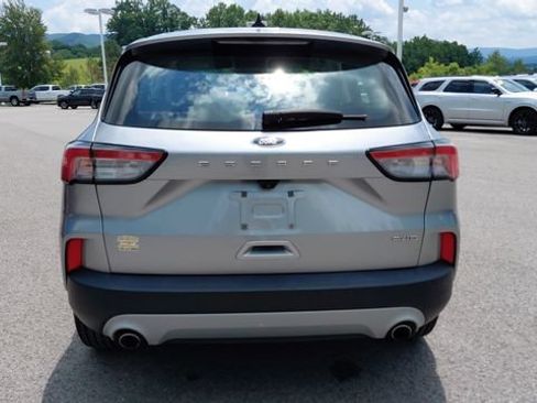 Used 2022 Ford Escape S AWD/4WD image 5