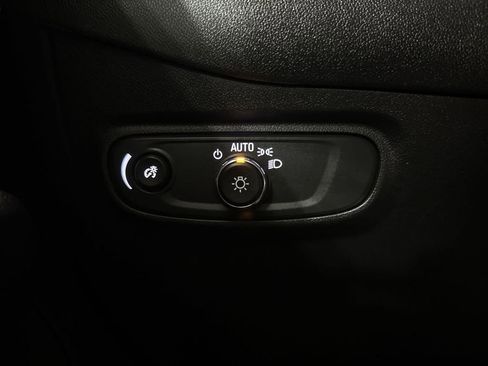 Used 2024 Chevrolet Equinox LS w/ Midnight Edition image 18