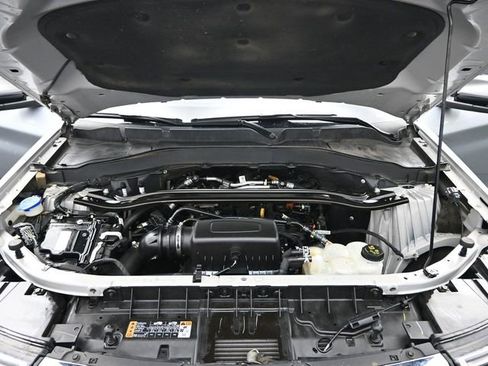 Used 2022 Ford Explorer Limited w/ Equipment Group 301A image 37