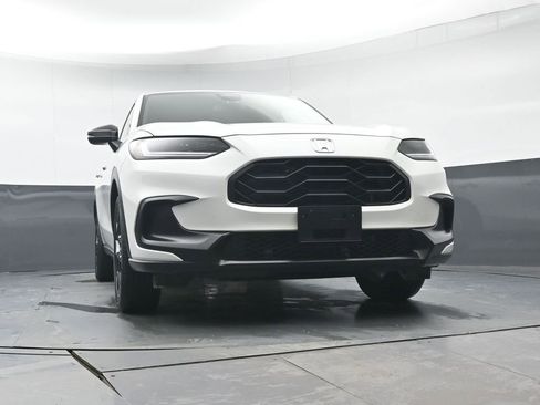 Certified 2023 Honda HR-V Sport image 36