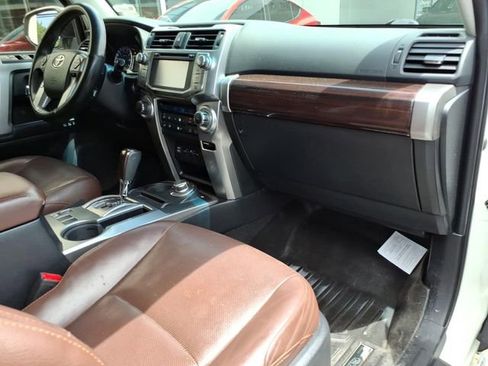 Used 2017 Toyota 4Runner Limited AWD/4WD image 9