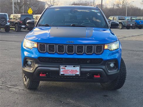 Certified 2025 Jeep Compass Trailhawk AWD/4WD image 5