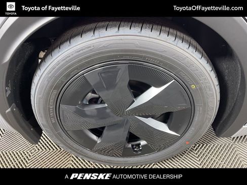 New 2026 Toyota Prius LE image 16