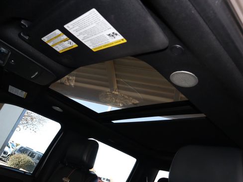 Used 2021 Ford F150 Platinum w/ Equipment Group 701A High image 36