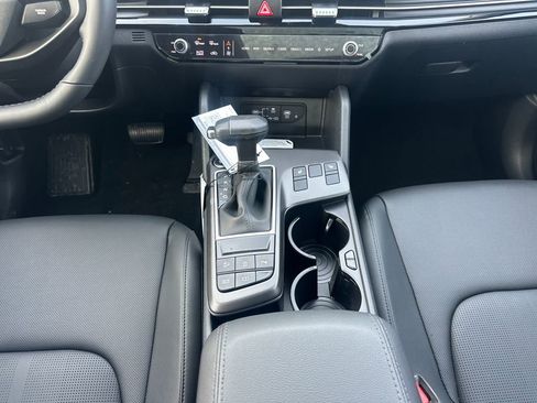 New 2026 Kia Sportage EX image 25