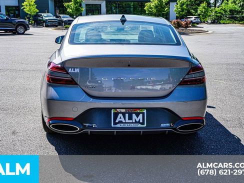 Used 2025 Genesis G70 2.5T RWD image 11