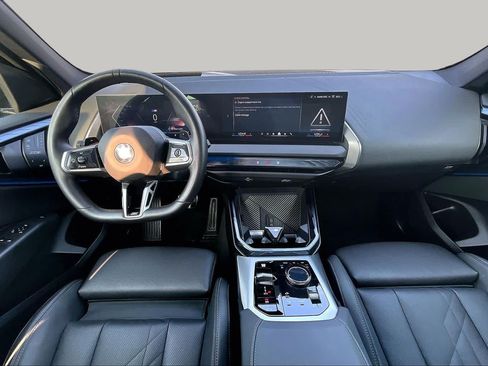 Used 2025 BMW X3 xDrive30i AWD/4WD image 15