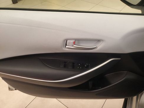 Certified 2025 Toyota Corolla SE image 17