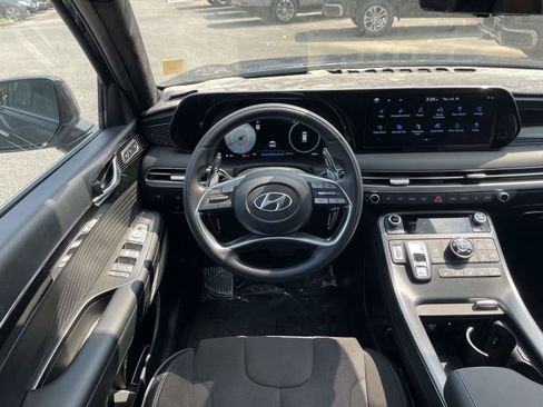Used 2025 Hyundai Palisade Calligraphy AWD/4WD image 2