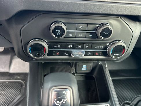 New 2025 Ford Bronco Big Bend image 24