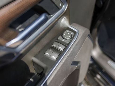 Certified 2025 Chevrolet Silverado 1500 LT w/ Texas Edition Plus image 25