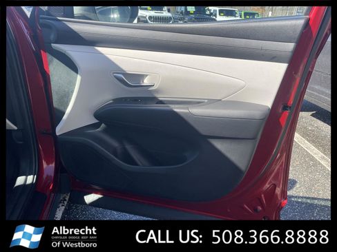 Used 2025 Hyundai Tucson SEL image 22