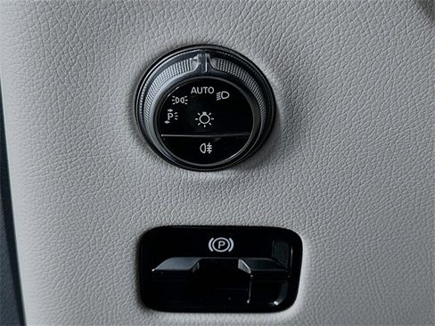 New 2026 Mercedes-Benz GLC 300 GLC 300 image 10