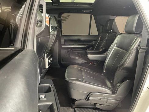 Used 2021 Ford Expedition Max XLT image 21