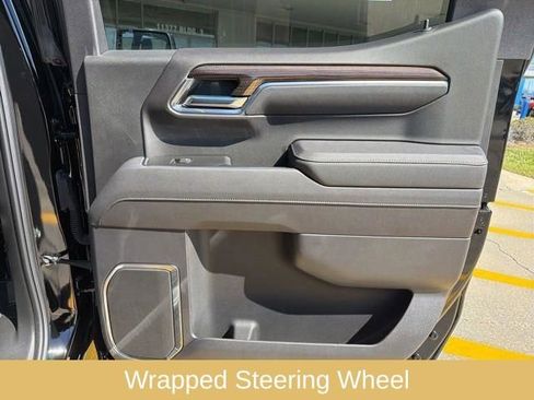 Used 2025 Chevrolet Silverado 1500 RST image 28