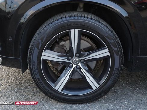 Used 2019 Volvo XC90 T6 R-Design image 13