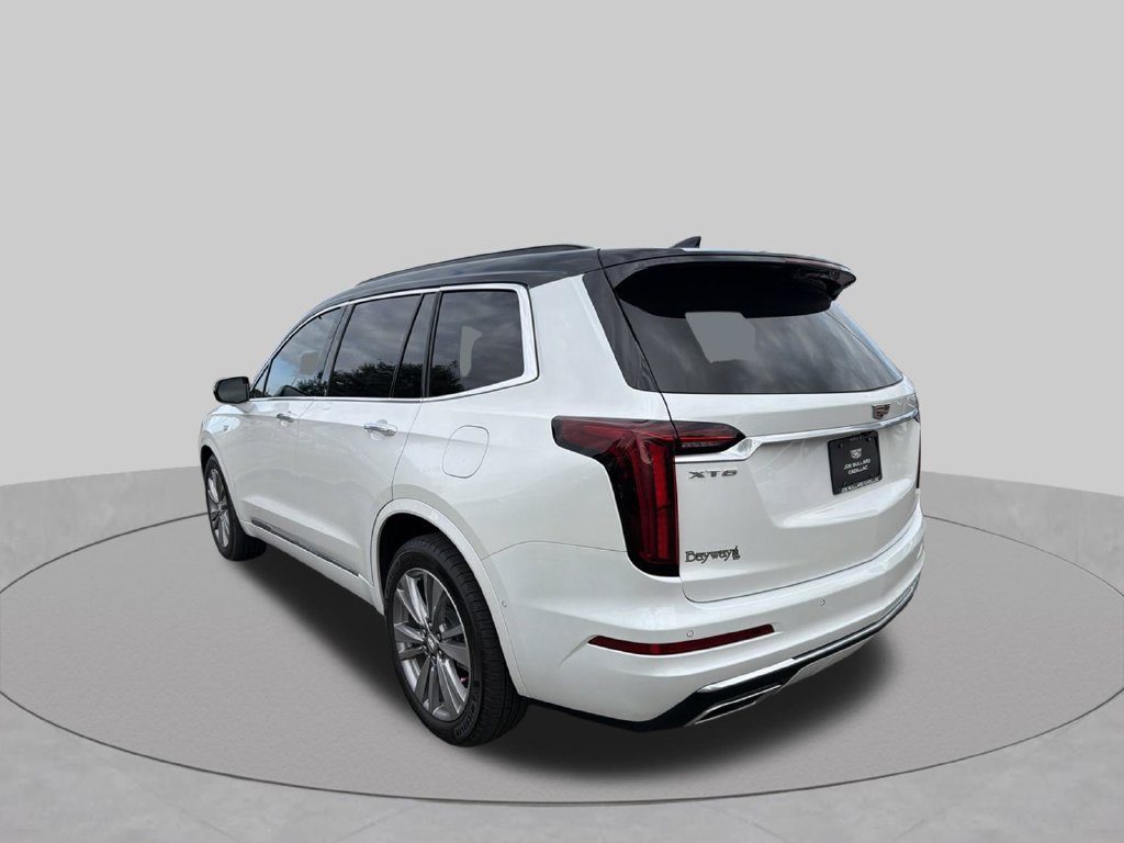 Used 2024 Cadillac XT6 Premium Luxury w/ Technology Package FWD image 8