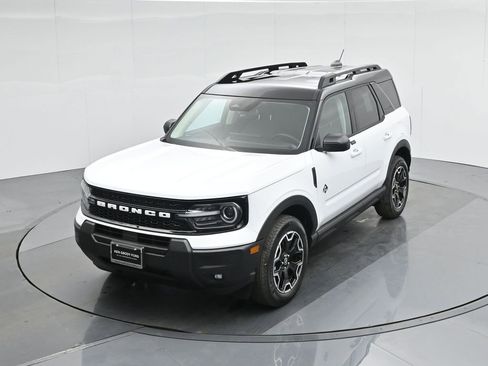 New 2025 Ford Bronco Sport Outer Banks image 12