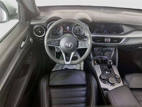Used 2019 Alfa Romeo Stelvio Ti Sport w/ Quick Order Package 22S Sport AWD/4WD image 24