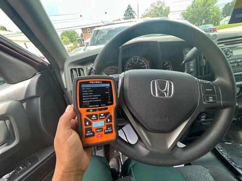 Used 2014 Honda Ridgeline RTS image 19