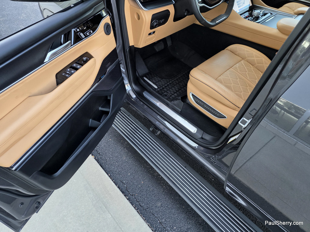 Used 2026 Jeep Grand Wagoneer Summit AWD/4WD image 28