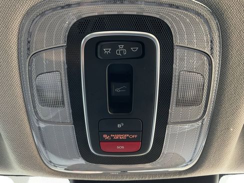 Used 2025 Hyundai Elantra SEL image 20