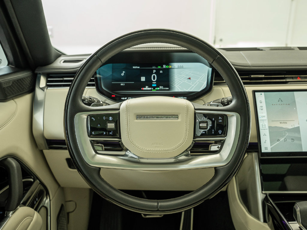 Used 2025 Land Rover Range Rover Autobiography AWD/4WD image 22