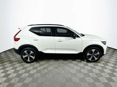Used 2026 Volvo XC40 B5 Plus w/ Protection Package Premier AWD/4WD image 8