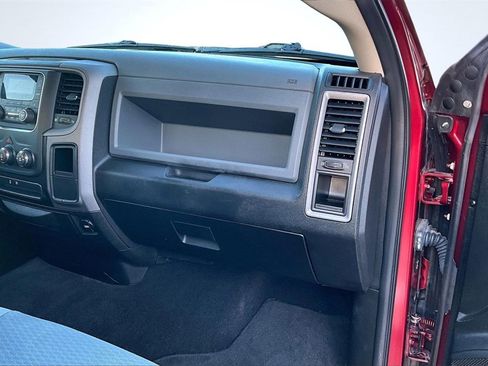 Used 2019 RAM 1500 Express image 17